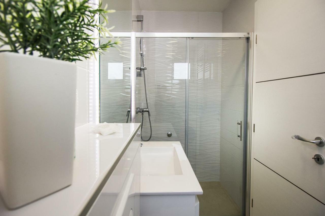 Mar Adentro Makarska Apartment ภายนอก รูปภาพ